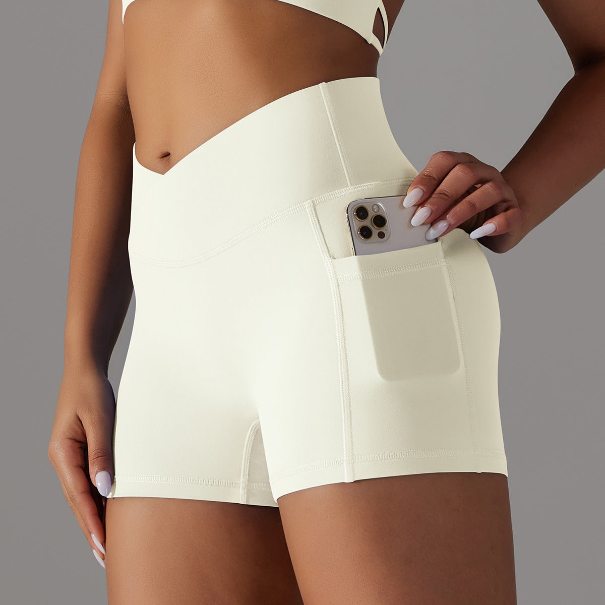 Yoga Shorts With Phone Pocket - Gymgo